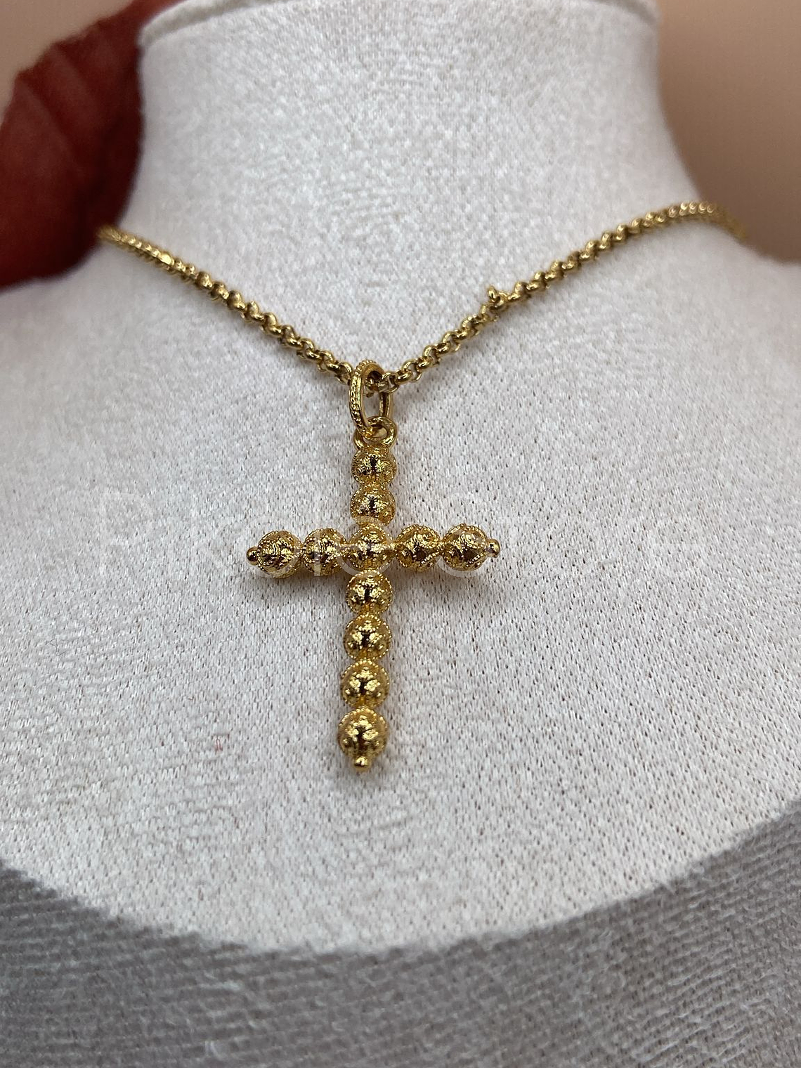 Colar Tesouros Cruz Mini 1