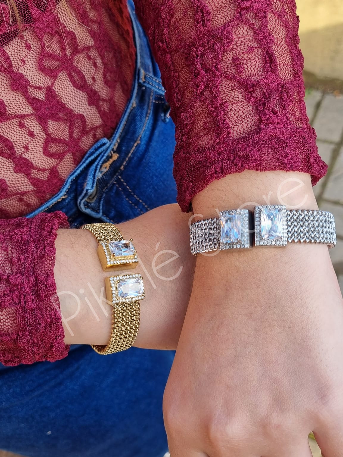 Escrava Elegância de Cristal 1