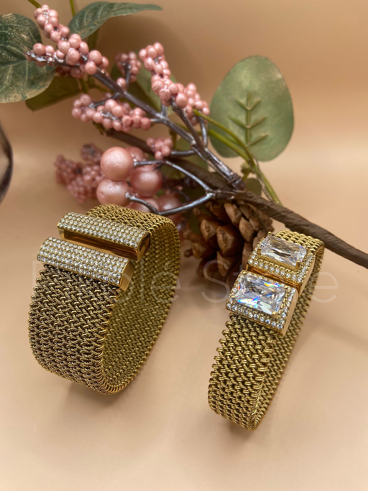 Escrava Elegância de Cristal 4