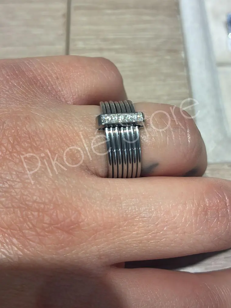 Anel Elegância 7 Alianças Lisas 2