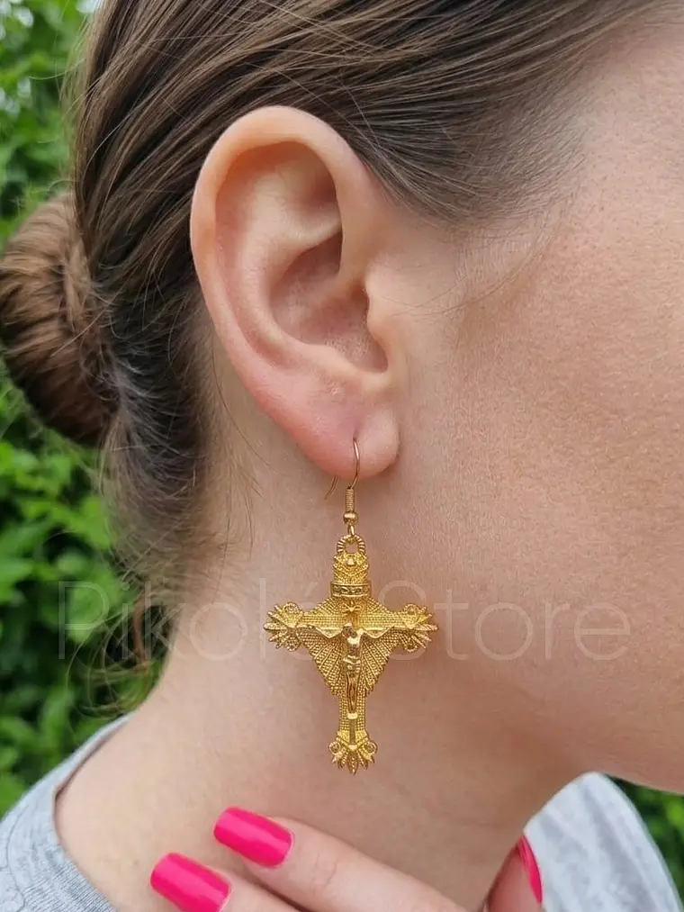 Brincos Tesouros Crucifixo 2