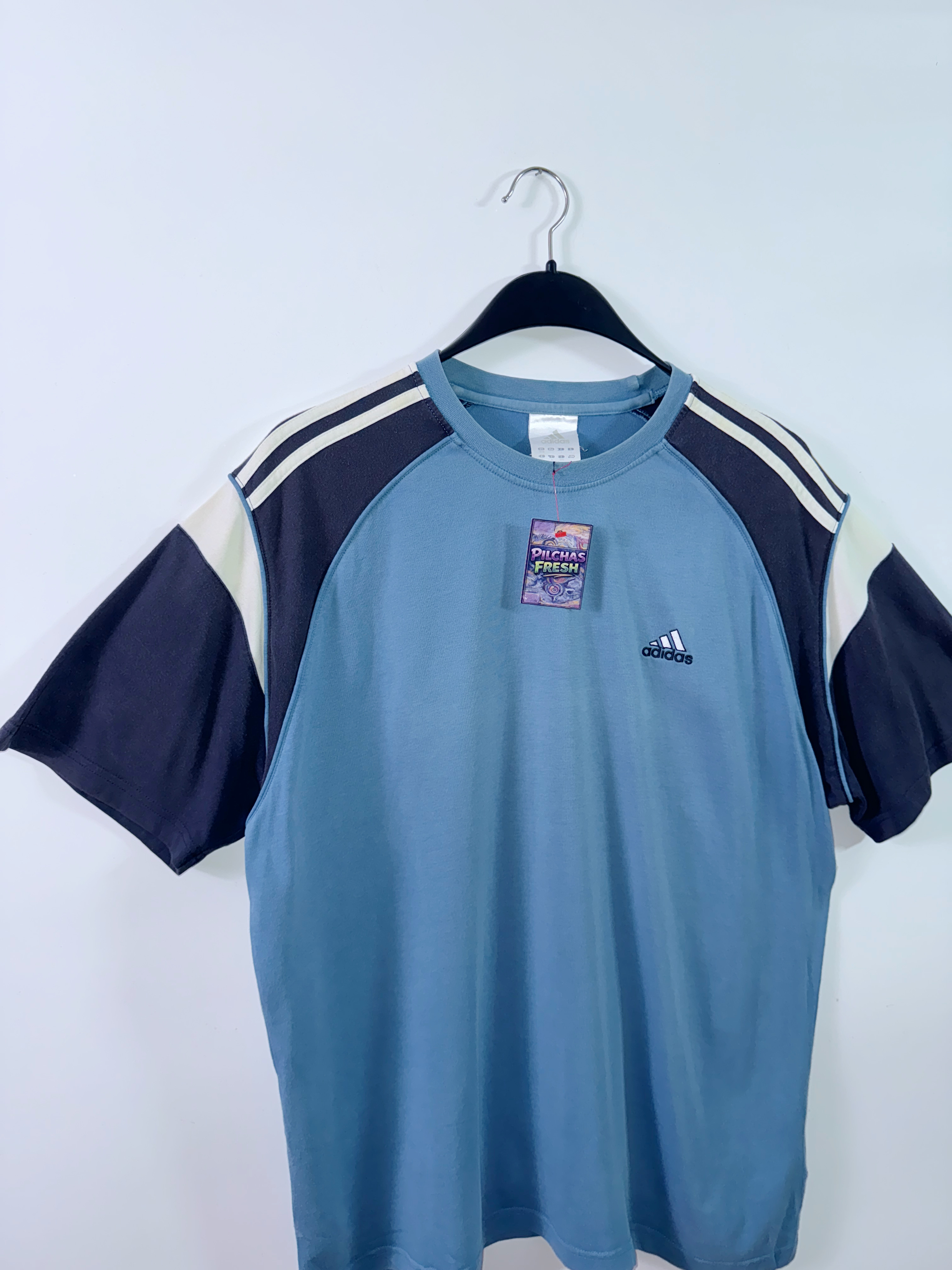 Polera Adidas vintage (L) 2