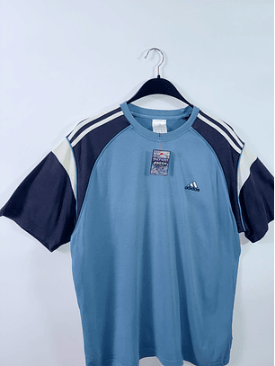 Polera Adidas vintage (L)
