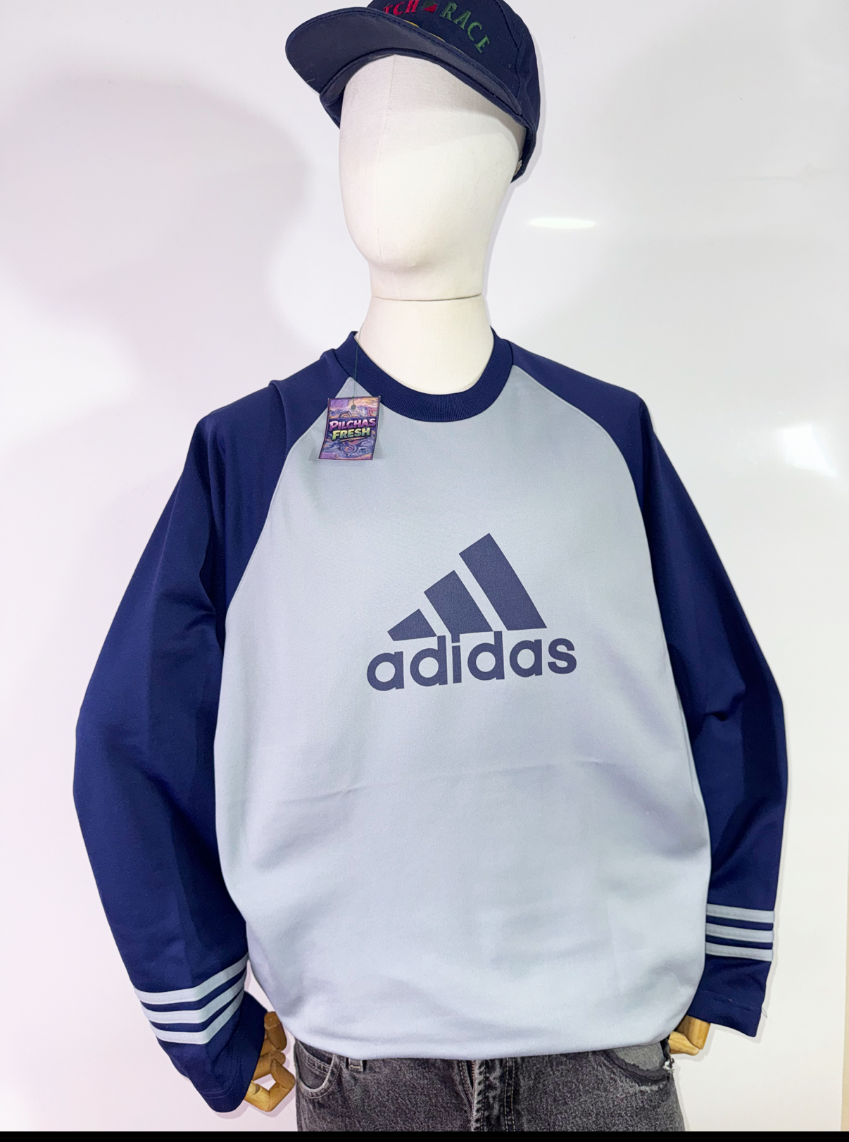 Adidas  vintage (L-XL) 2
