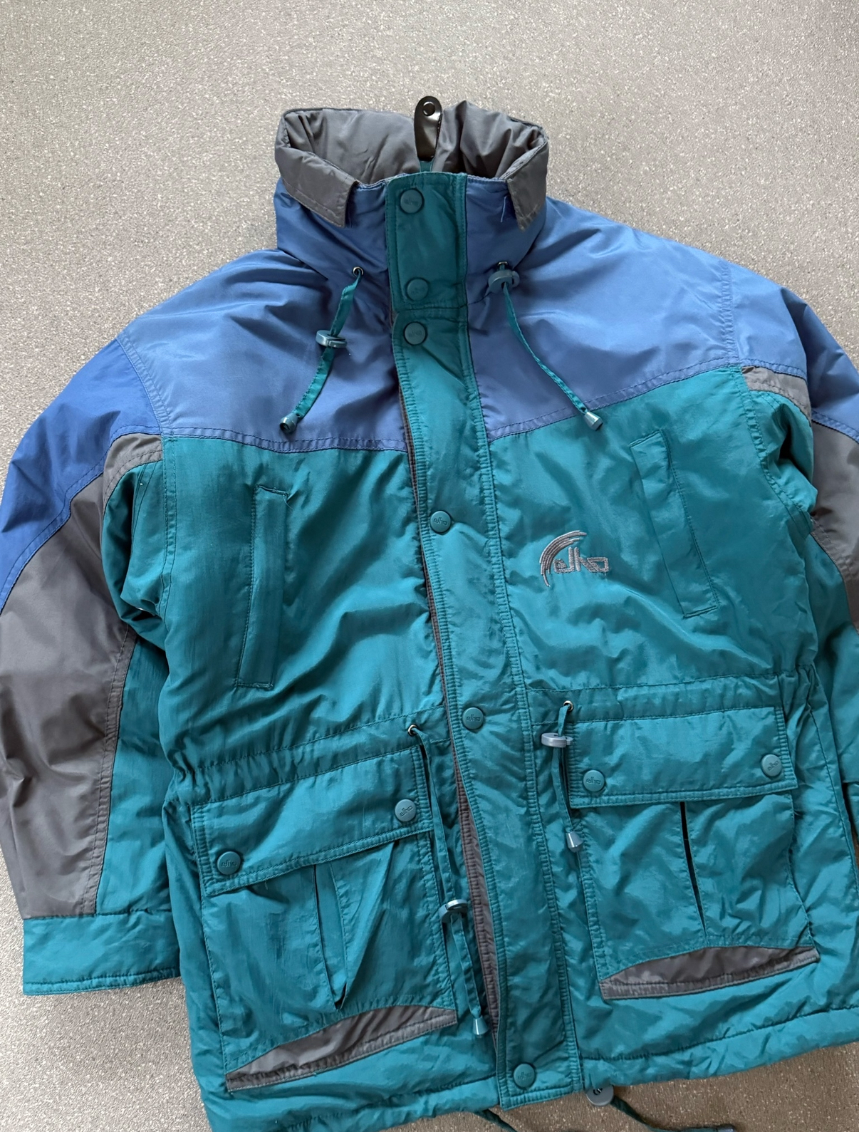 Jacket alta montaña vintage nueva (S) 3
