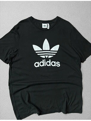 Adidas tee vintage (XL)