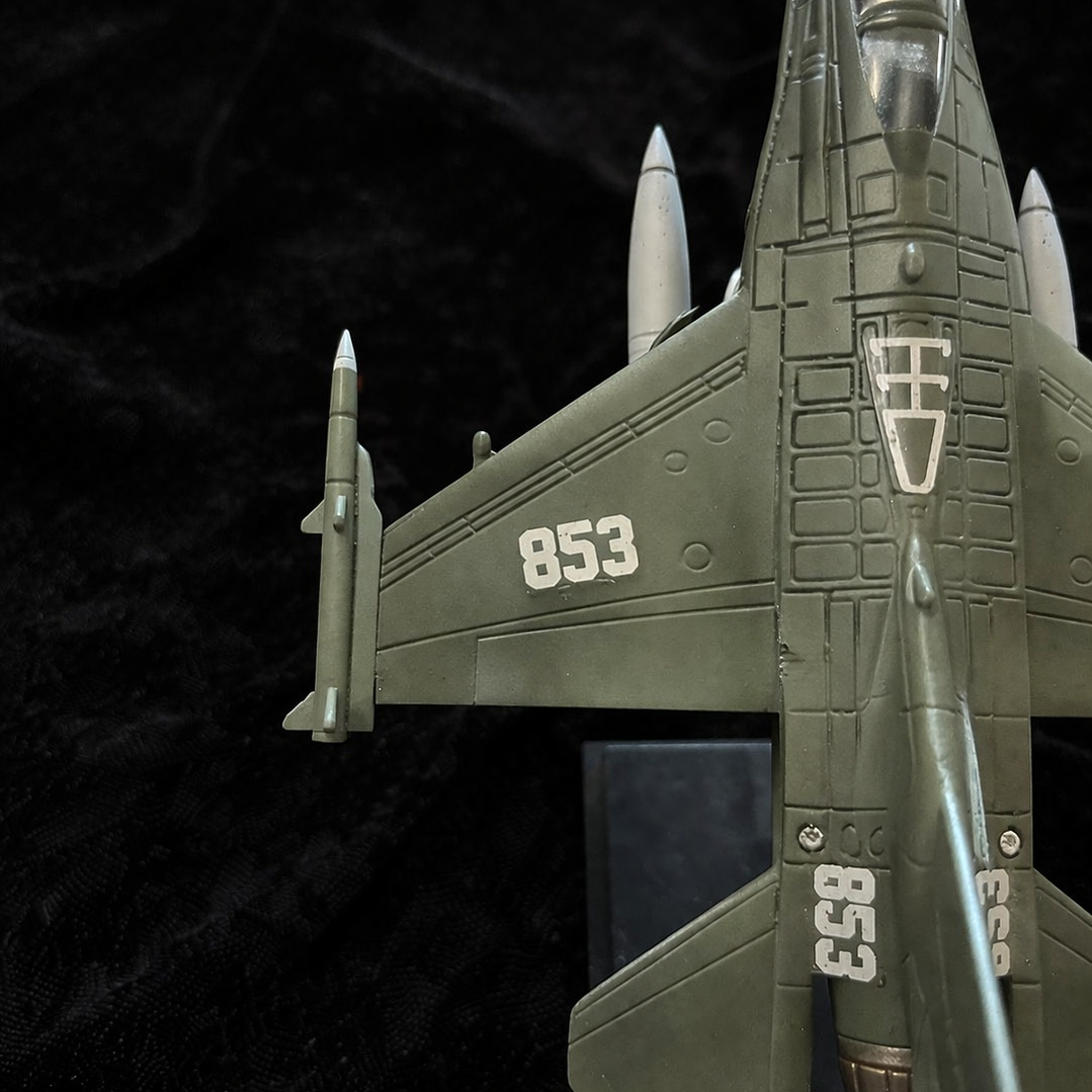 Avión a Escala - F-16 en miniatura 4