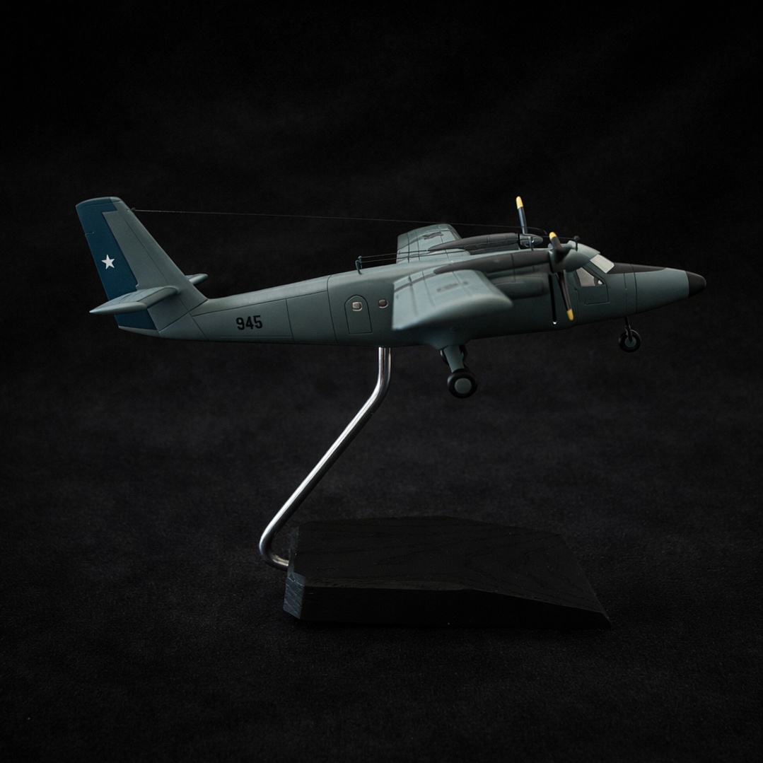 Avión a escala - DHC- 6 Twin Otter Fuerza Aérea de Chile 2