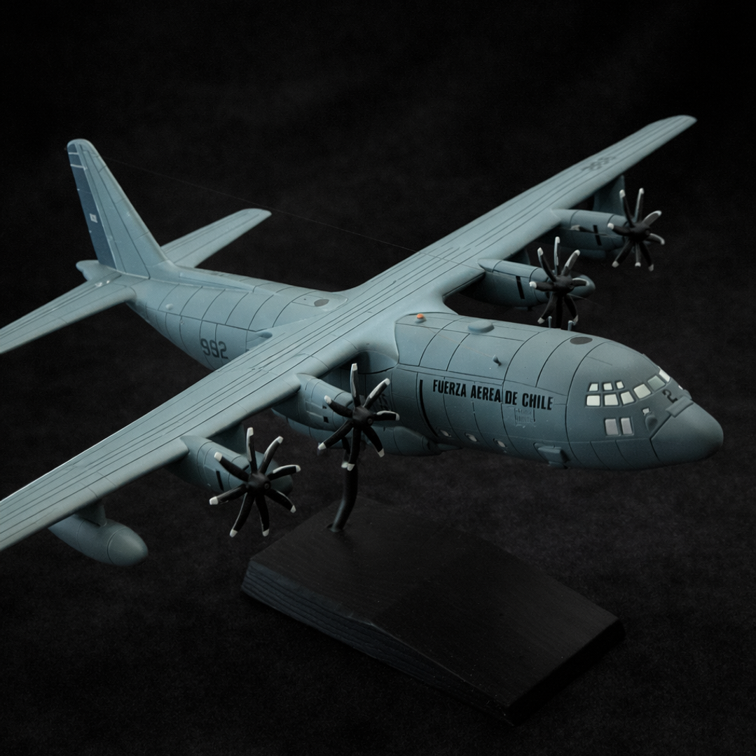 Avión a Escala - KC-130 Hércules 1