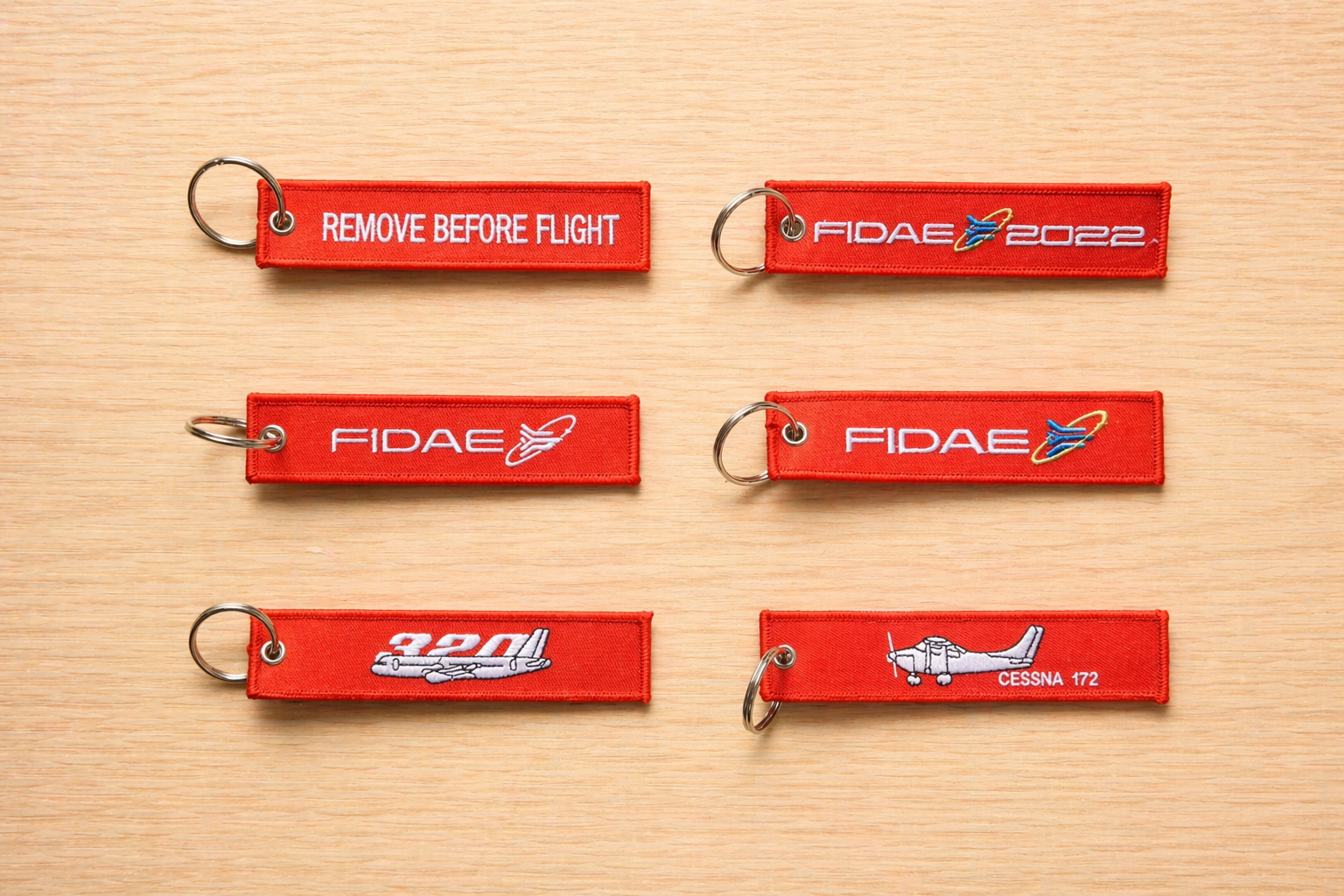 Llaveros "REMOVE BEFORE FLIGHT" - Variedades