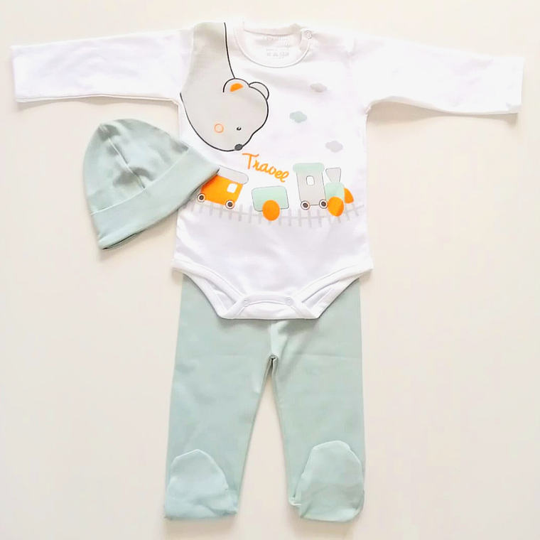 conjunto ajuar  algodón pima.  2