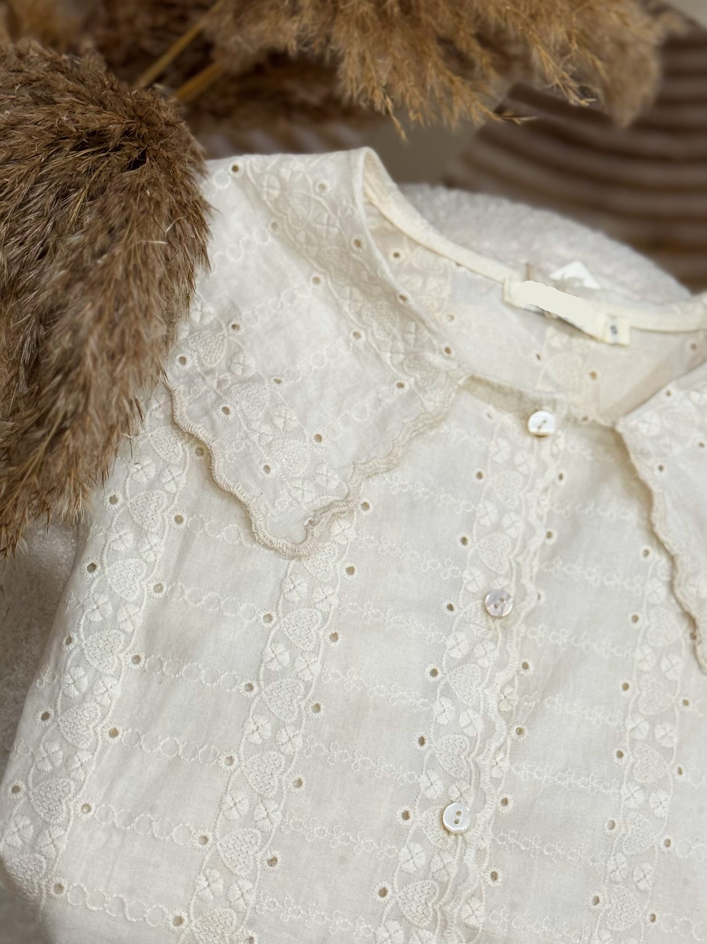 Camisa bordado inglês gola  3