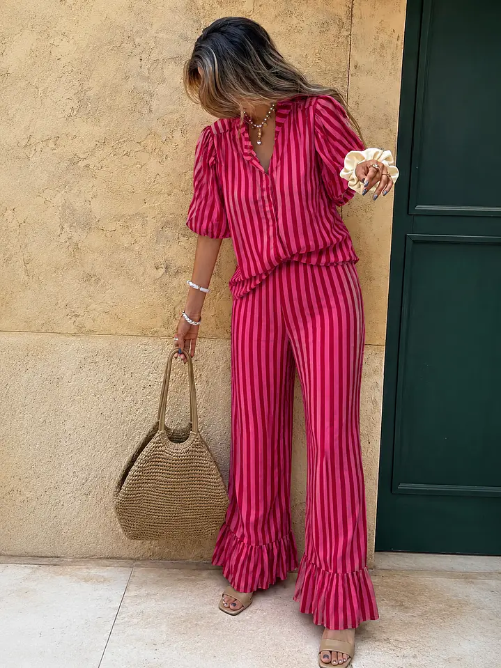 Calça com folho  2