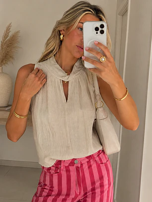 Top halter