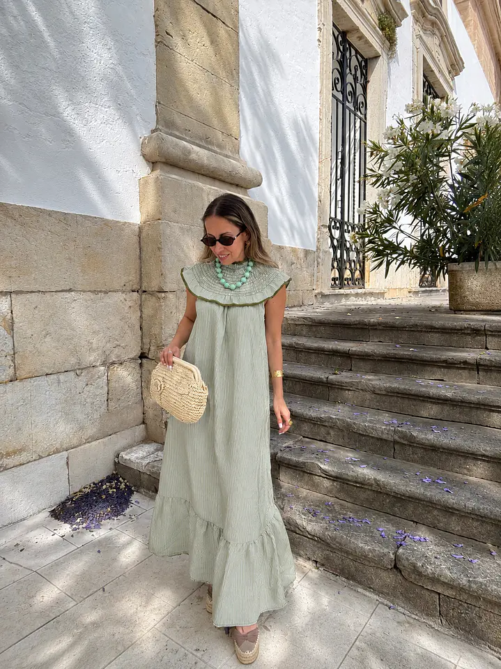 Vestido gola 6