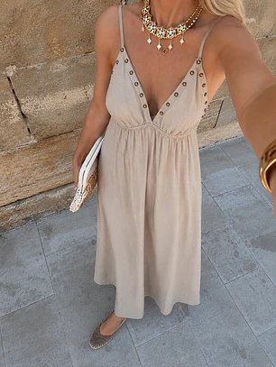 Vestido com tachas
