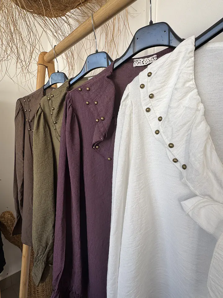Camisa tachas 2