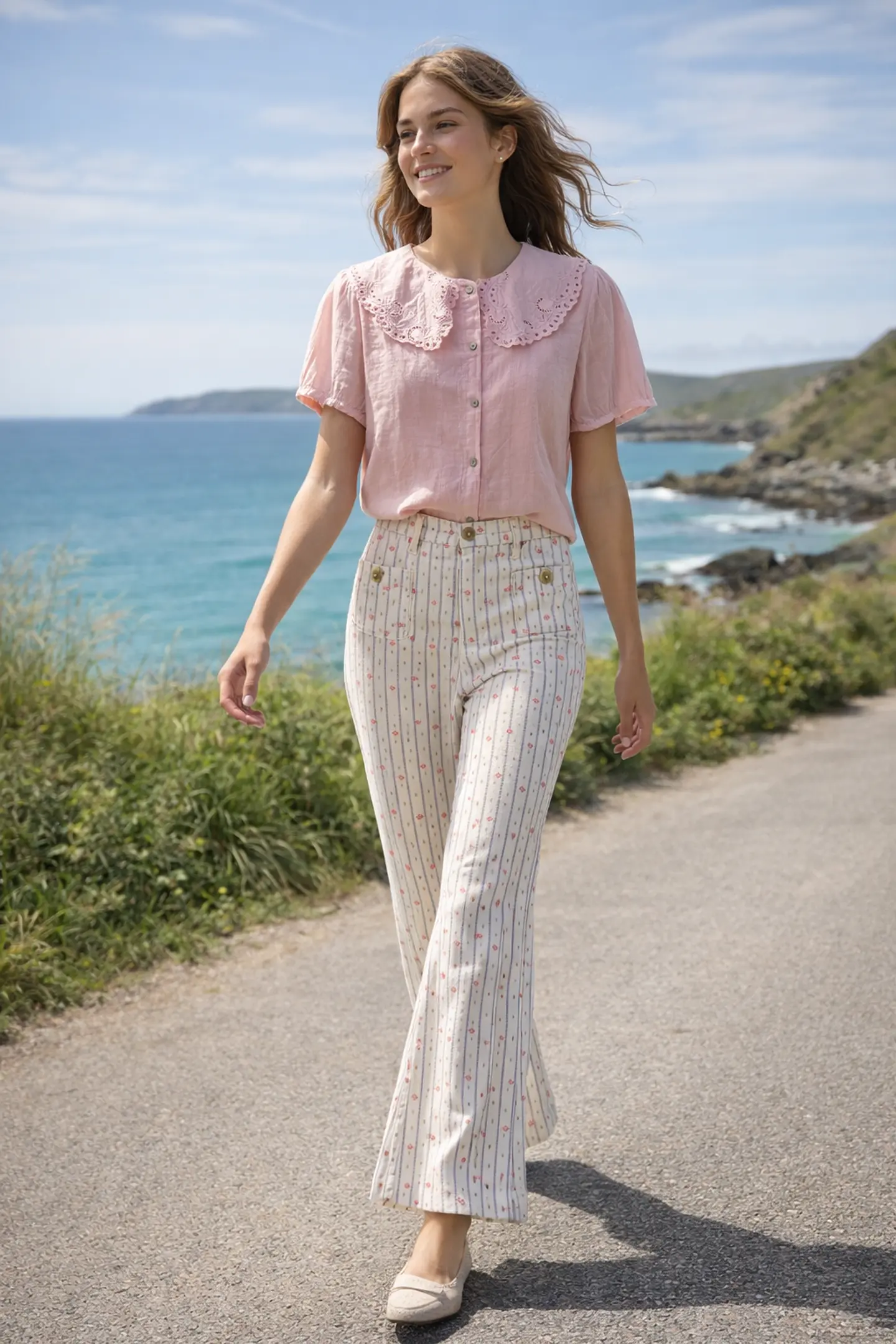 Calça risca  com flores bordadas 1