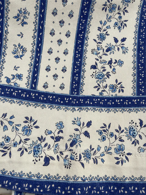 Calça barra azul 
