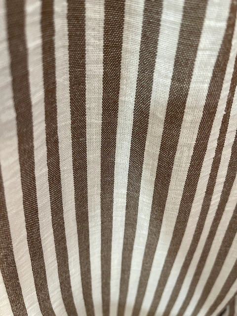 Calça pantalonas riscas médias castanhas 