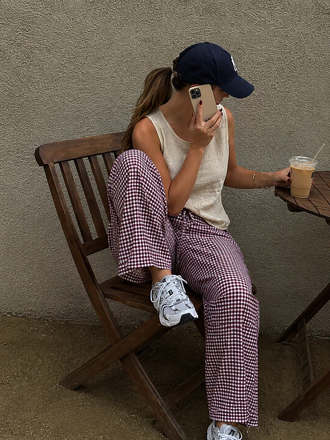 Calça pantalonas Bordeaux de xadrez miudinho 