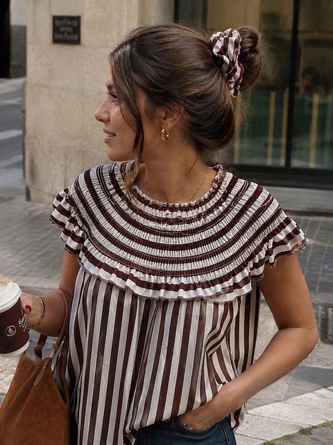 Top + scrunchies