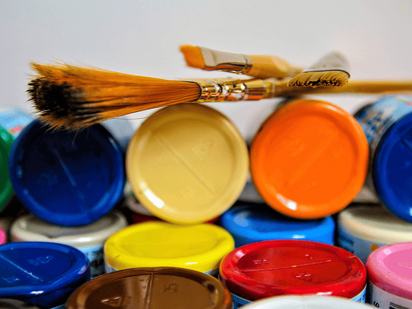 Diferencia entre esmalte al agua y óleo: ¿cuál elegir?