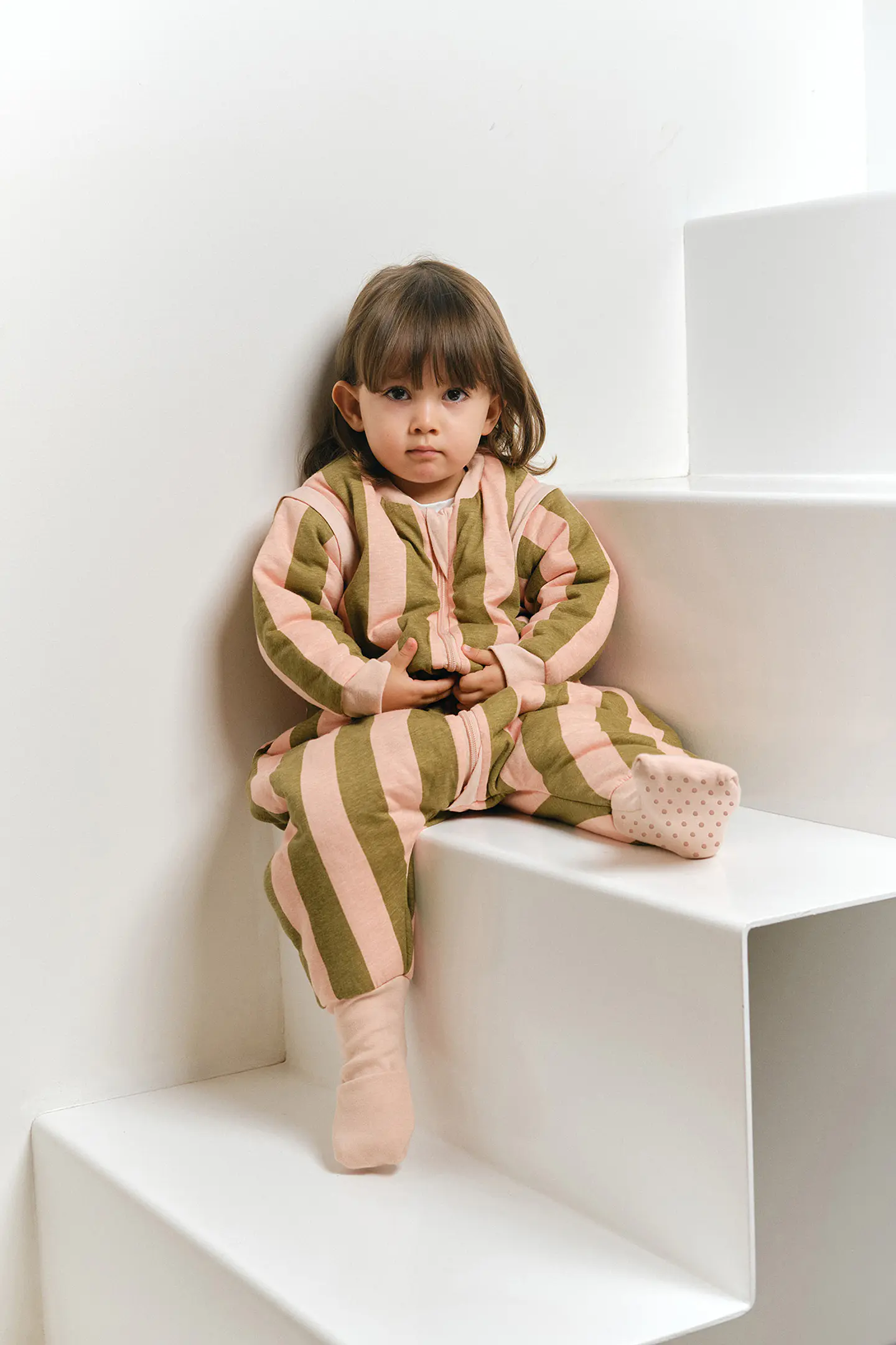 Pijama manta con mangas y calcetines antideslizantes - Kakhi & Rose Stripes - TOG 2.5 2