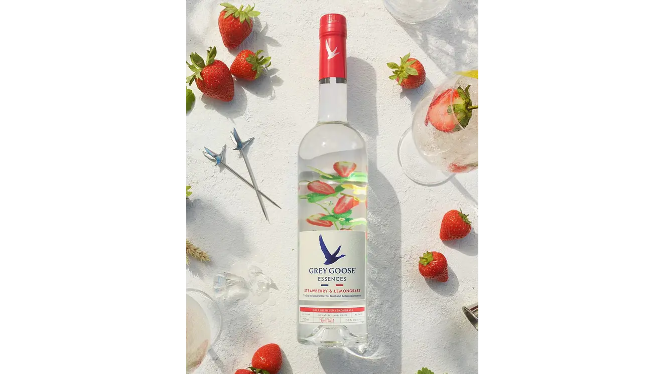 Vodka Premium Grey Goose Essences Strawberry & Lemongrass 1L 2