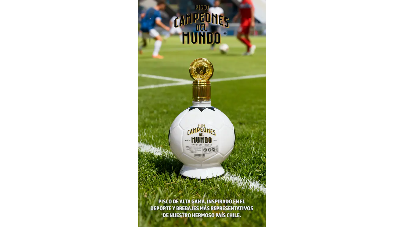 Pisco Chileno Campeones del Mundo 40˚  Transparente Doble destilado 700 ml 3