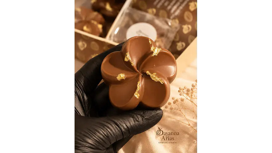 Chocolate Dubai Premium Artesanal 2 Flores 60 Grs Cada Una  2