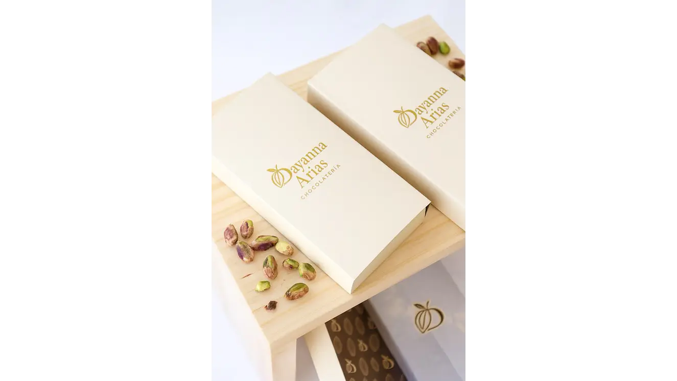 Chocolate Dubai Premium Artesanal 2 Flores 60 Grs Cada Una  4