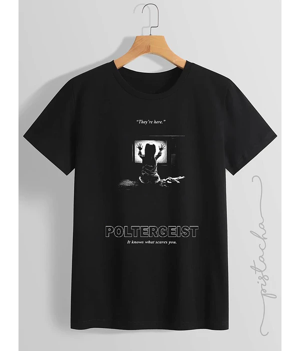 Polera Poltergeist