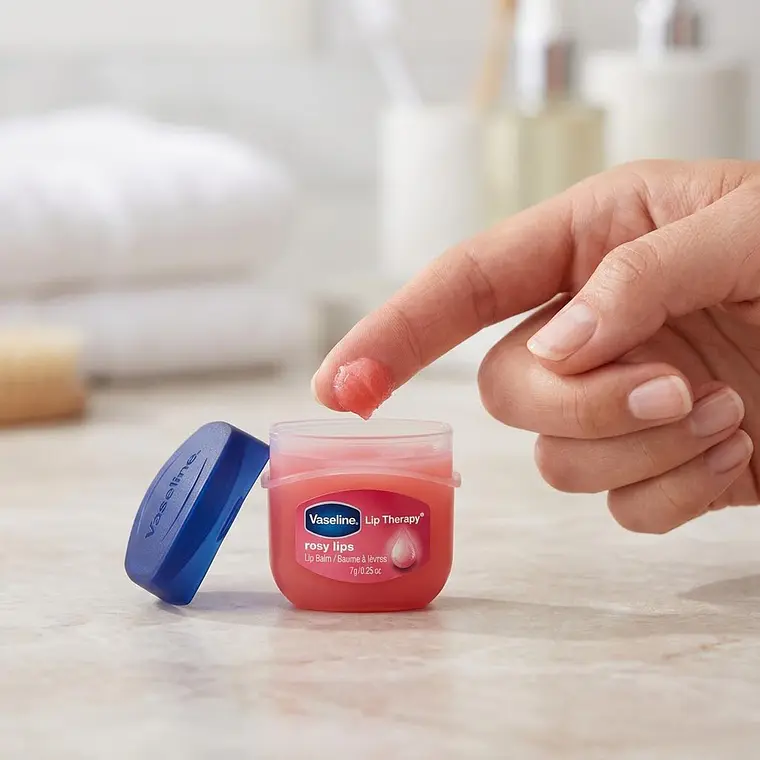 Balsamo Labial Vaseline Rosy Lips 7g 2
