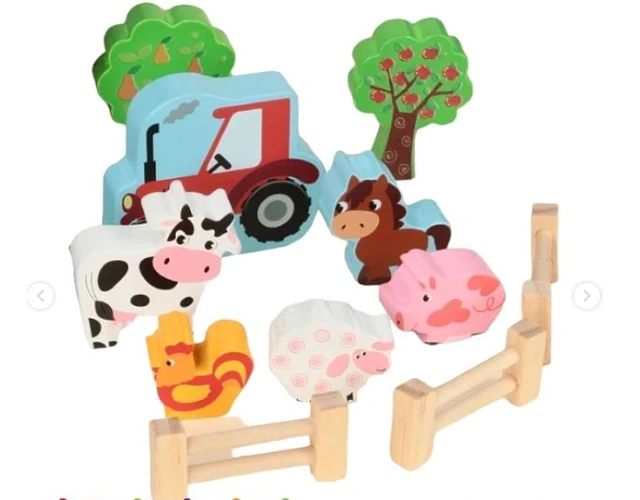 Maleta temática Granja con figuras de madera 4