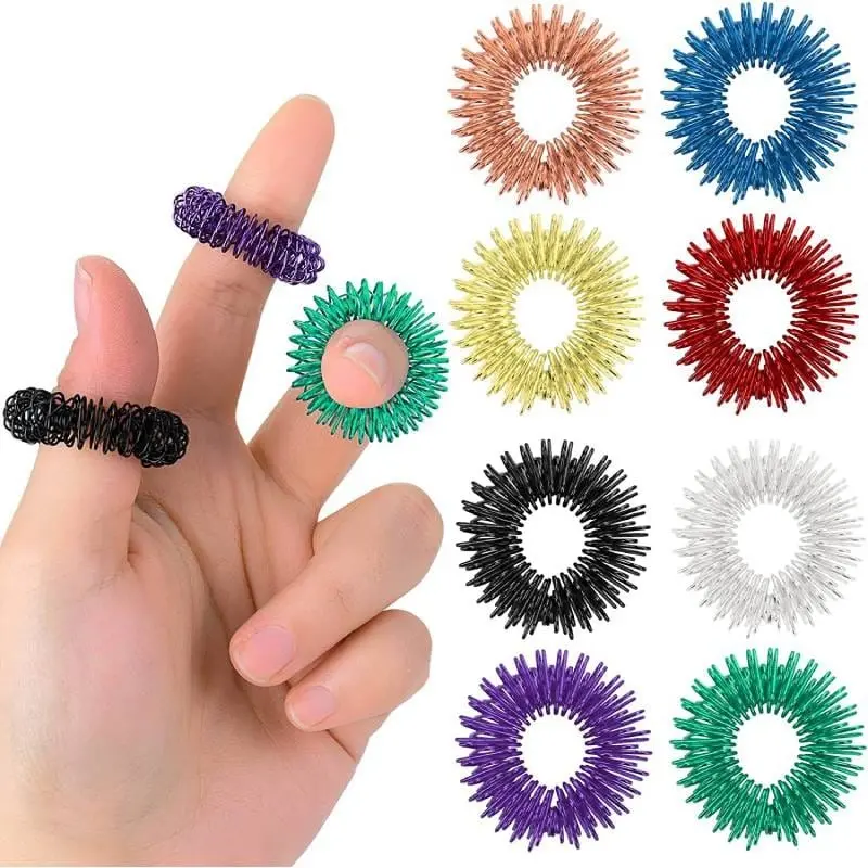 Set 5 Anillos Acupresión Antiestrés Metálicos De Colores 1
