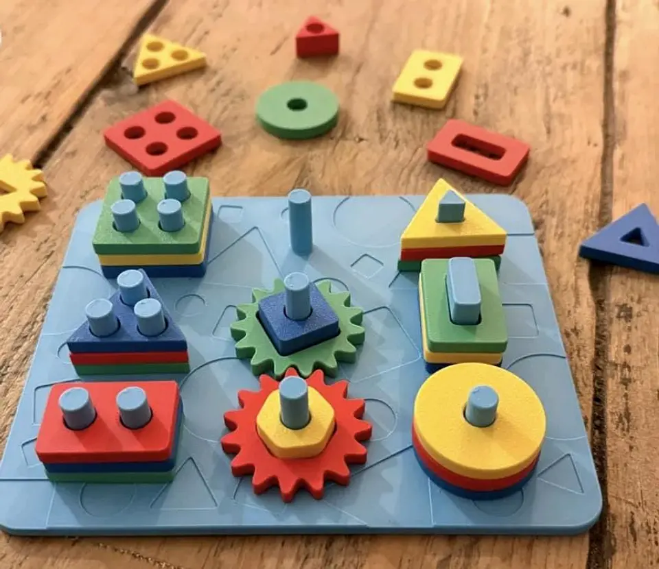Tablero Montessori de apilamiento 3