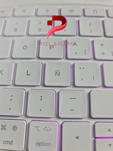 Teclado para iPad Pro 12.9″ / Air 13″ – BLANCO 15