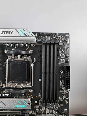 Placa Madre MSI X670E 7