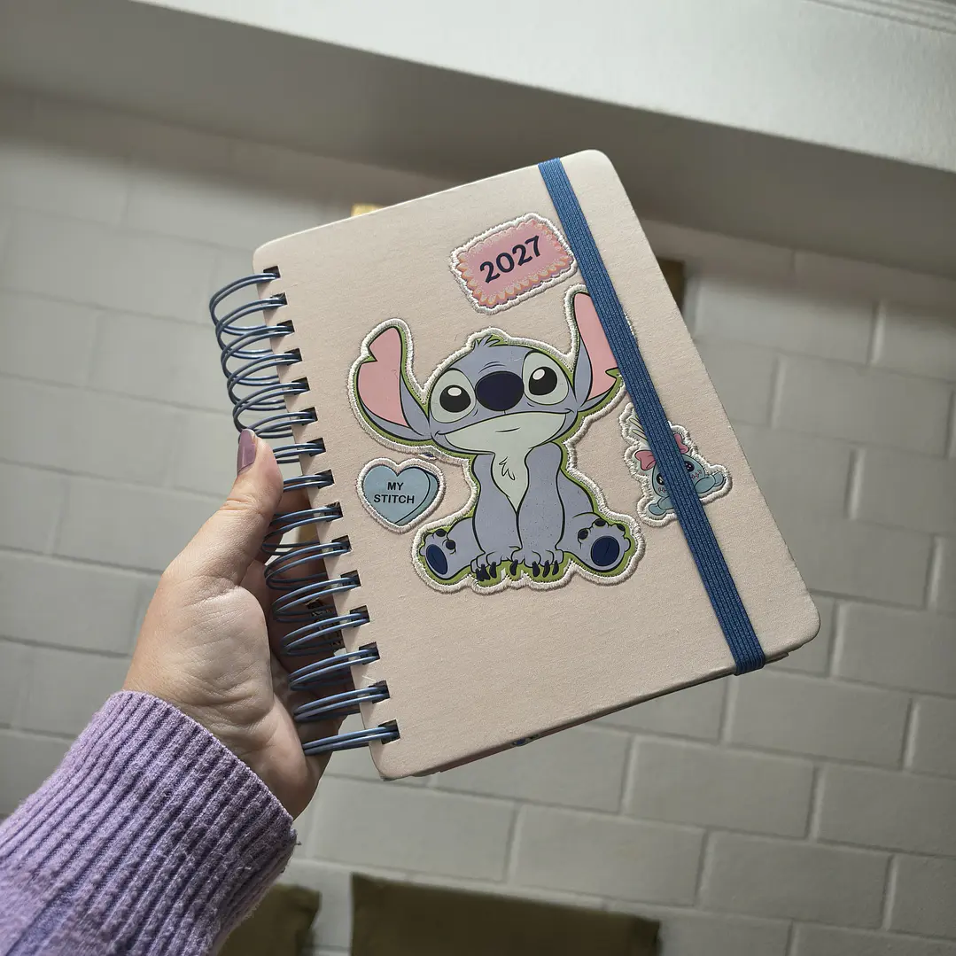 Mooving Agenda Diaria 2027 Stitch 1