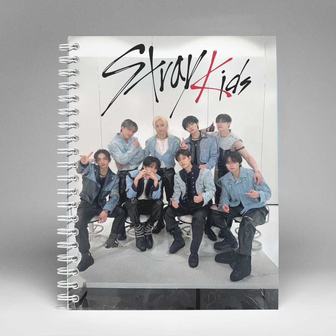 Cuaderno StrayKids Mini Art 9
