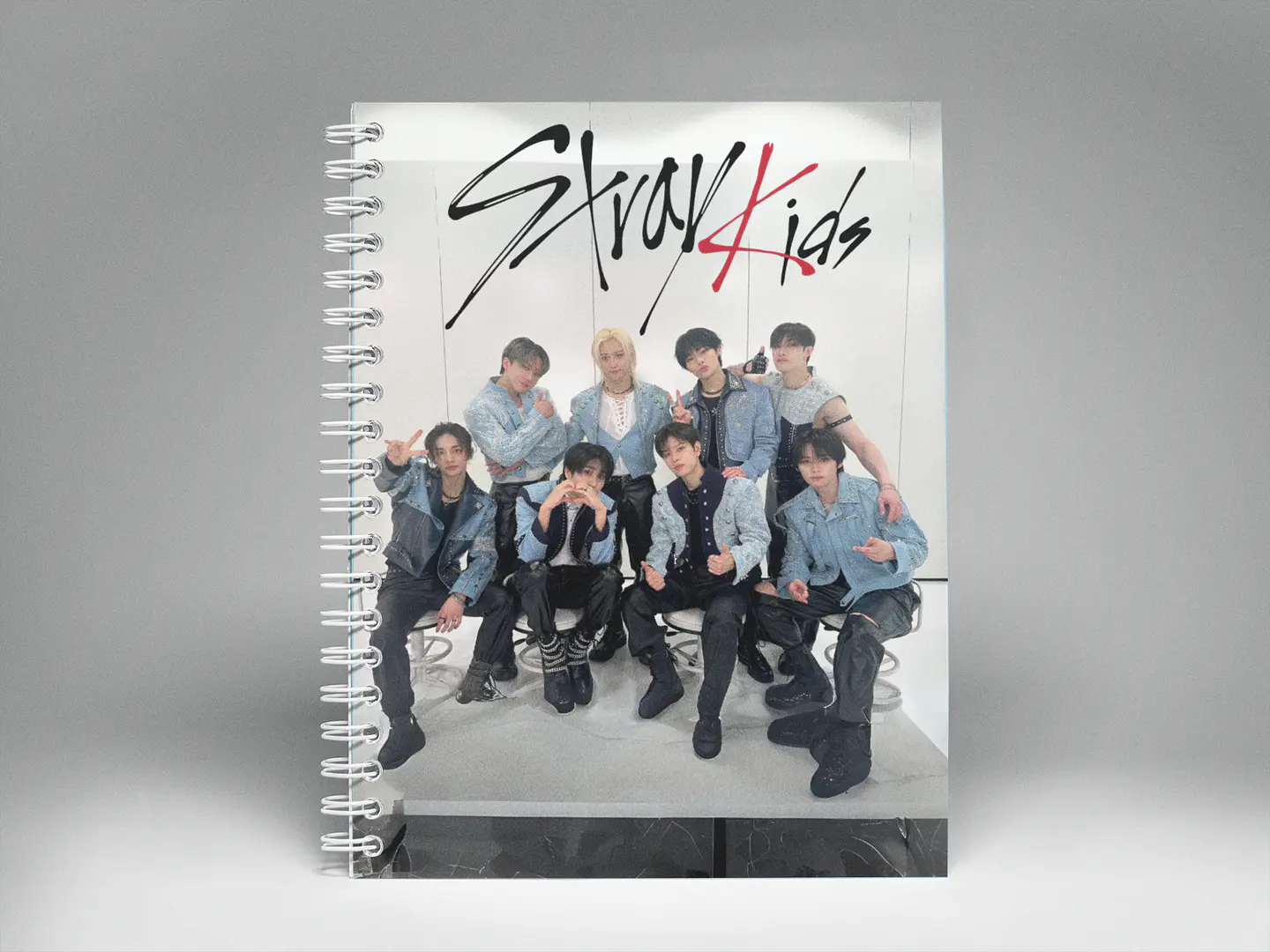 Cuaderno StrayKids Mini Art A5 9