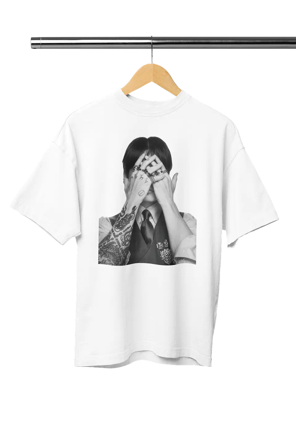 Polera BTS Monochrome Jungkook 1