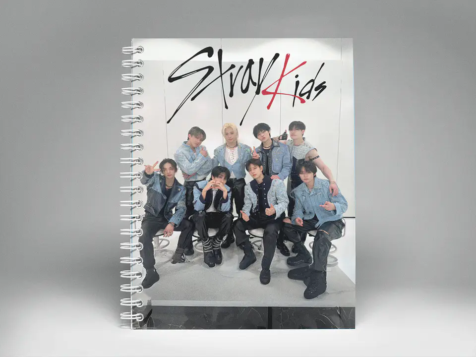 Cuaderno StrayKids Mini Art A6 9