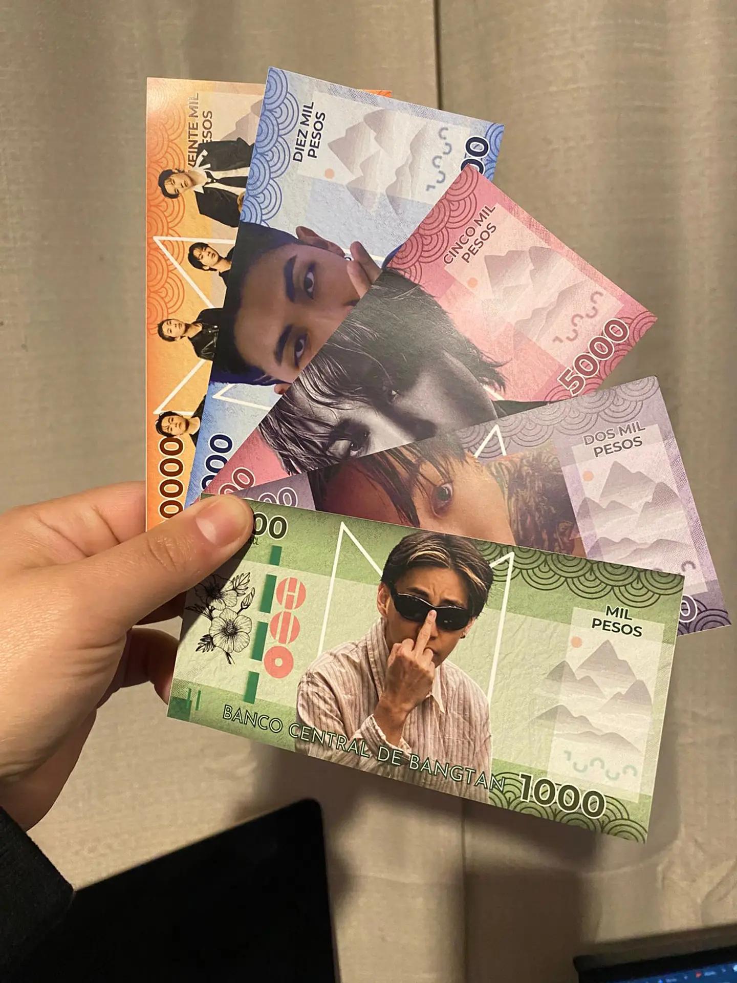 Bitibilletes BTS OT7 | Edición Coleccionable | Billetes 1