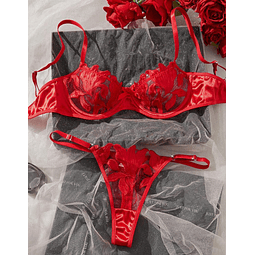 CONJUNTO FLORAL ROJO