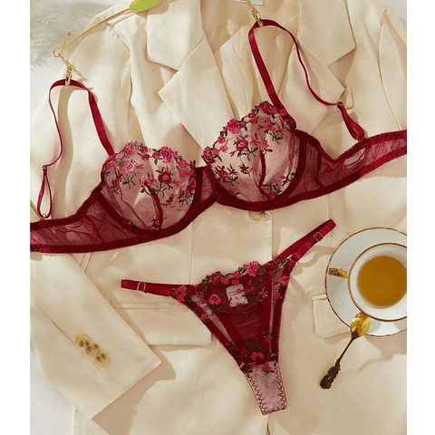 CONJUNTO FLORAL BURDEO