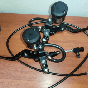 Freno delantero y embrague hidráulico para motos de 100 hasta 500 cc