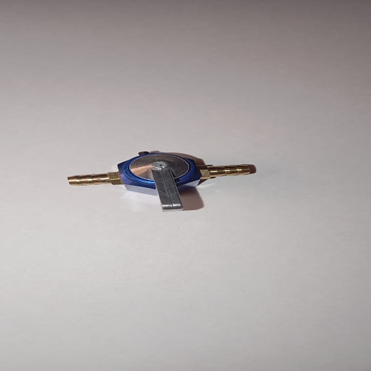 LLAVE DE PASO DE GASOLINA PARA MANGUERA DE 5 MILIMETROS INTERNOS 1