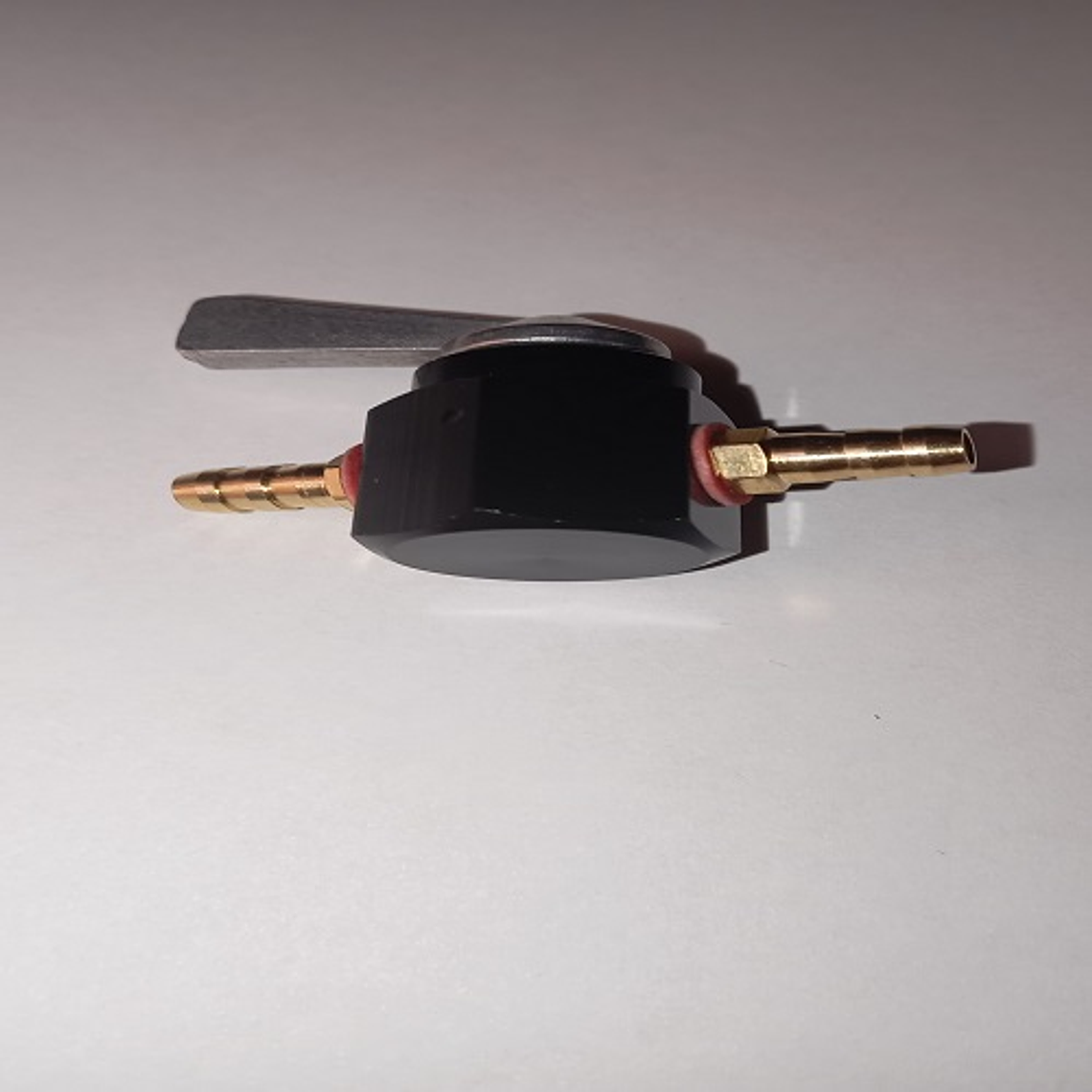 LLAVE DE PASO DE GASOLINA PARA MANGUERA DE 5 MILIMETROS INTERNOS 3